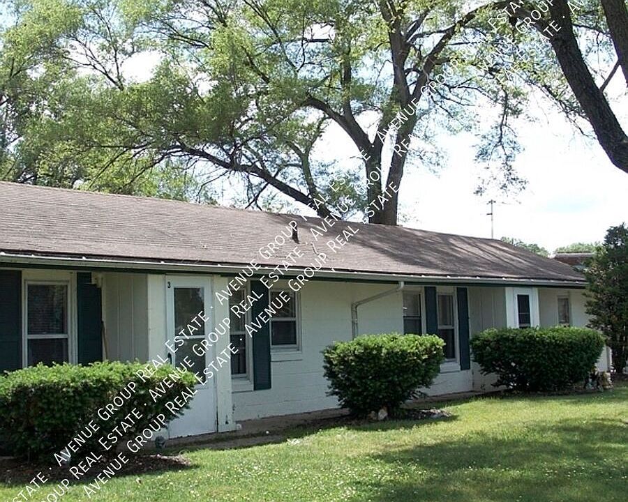 1st image of 8587 Pontiac Lake Rd APT 5