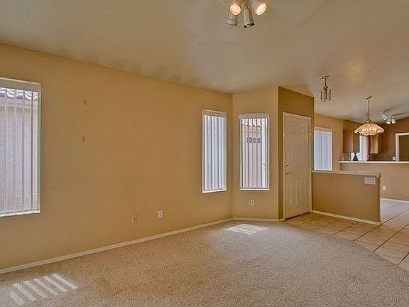 3rd image of 709 N Lona Ct