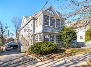 40 Culloden Rd, Stamford, CT 06902