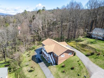 101 Dillard Street, Murphy, NC, 28906
