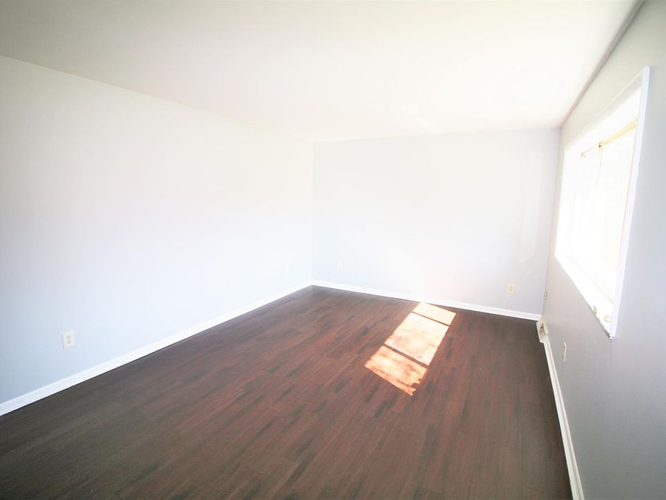 5688 E Decker Rd, Franklin, OH 45005 | Zillow