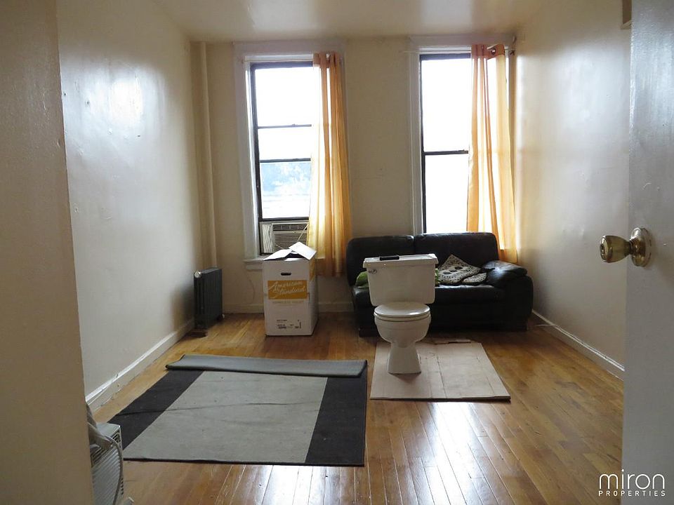 2nd image of 125 Avenue D APT 2W