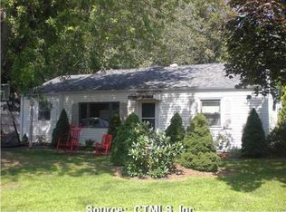 19 Apple St, Wallingford, CT 06492