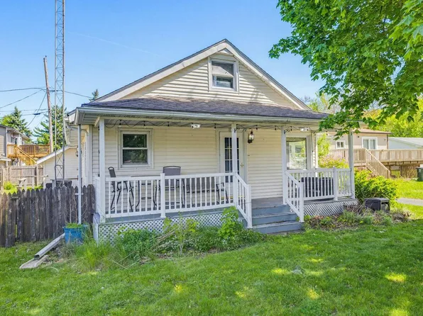 110 E Wisconsin AVENUE, Silver Lake, WI 53170