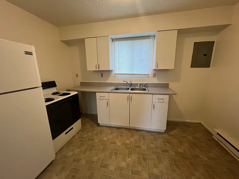 1314 Moorman Ave NW #E — Photo 5