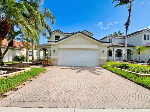 833 Vista Meadows Dr, Fort Lauderdale, FL 33327