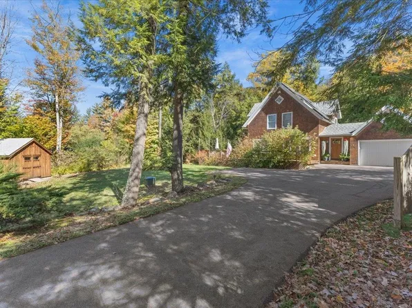 367 Sylvan Park Road, Stowe, VT 05672