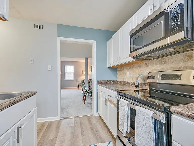 1404 Wendfield Dr — Photo 12