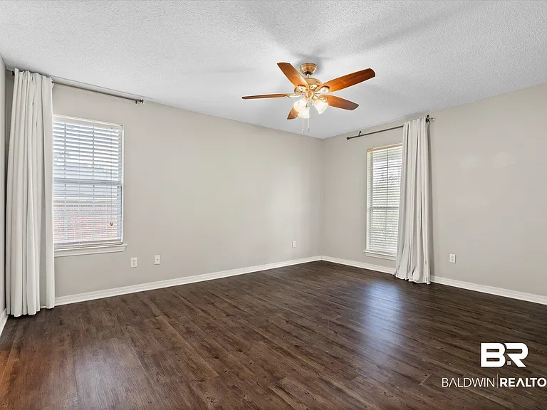 16216 Pointer Dr — Photo 10
