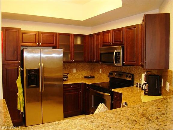 2nd image of 23501 Alamanda Dr Unit 203