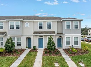 6111 Fairmont Ln, Palmetto, FL 34221