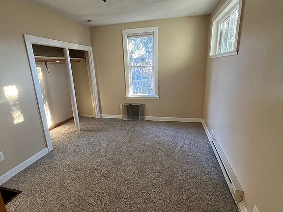 Private unfurnished bedroom 9ft x11ft