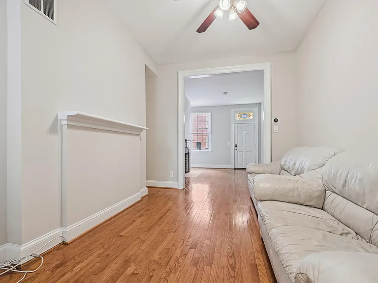 1253 William St — Photo 10