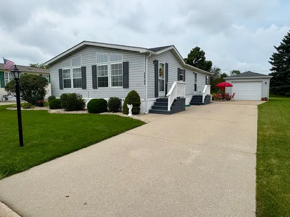 22732 S Olympia Dr, Frankfort, IL 60423
