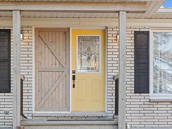 4th image of 2462 Dunning Rd