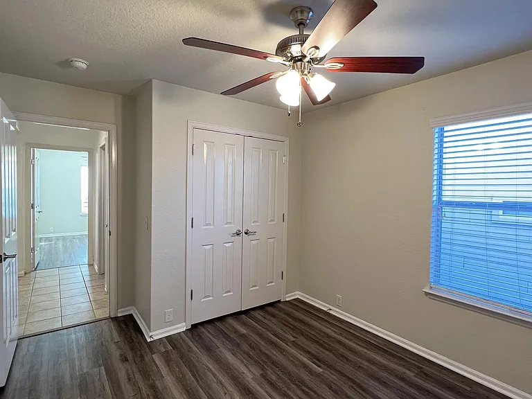 10909 Charreada Trl — Photo 25