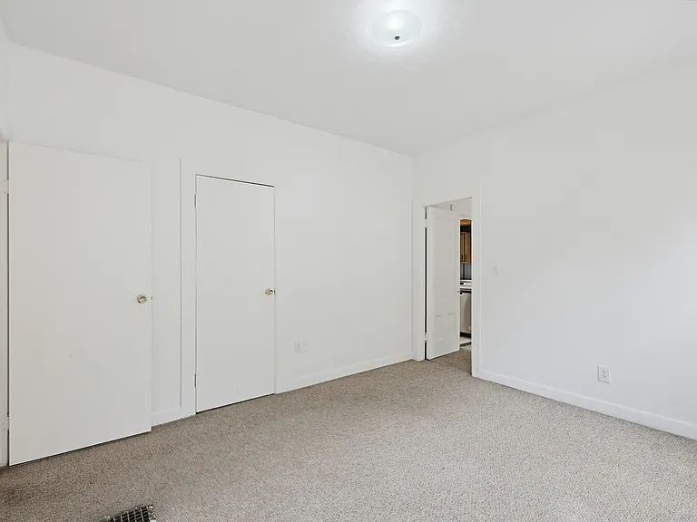 32 Stone Ave #32 — Photo 12