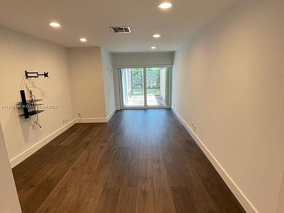 3rd image of 540 Patio Village Way Unit 540