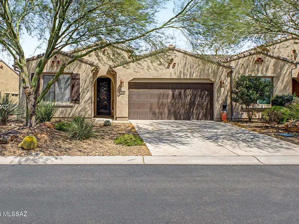1082 N Broken Hills Dr, Green Valley, AZ 85614