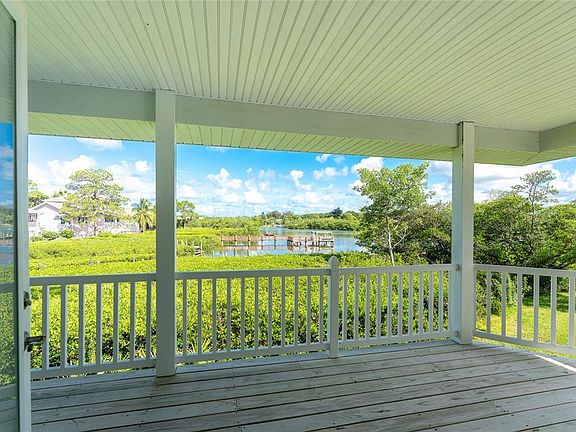 3rd image of 7049 Pinebay Blvd