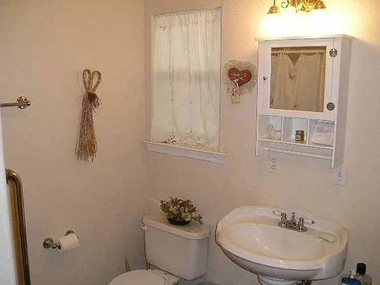 1055 Tishlini Ln #2 — Photo 8