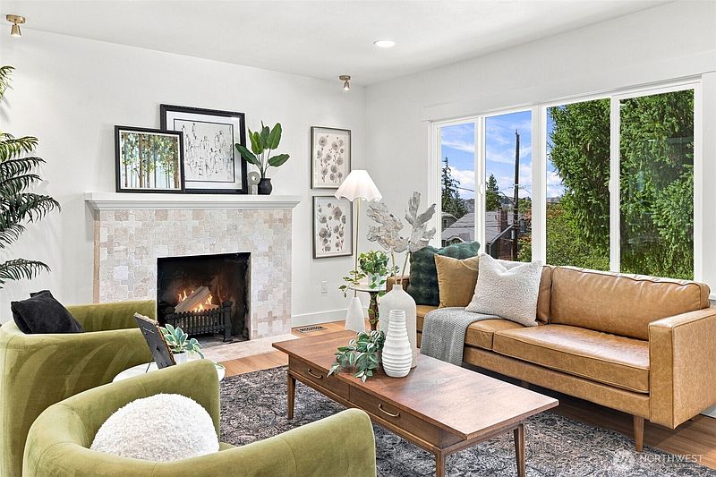 3rd image of 1712 30th Avenue S