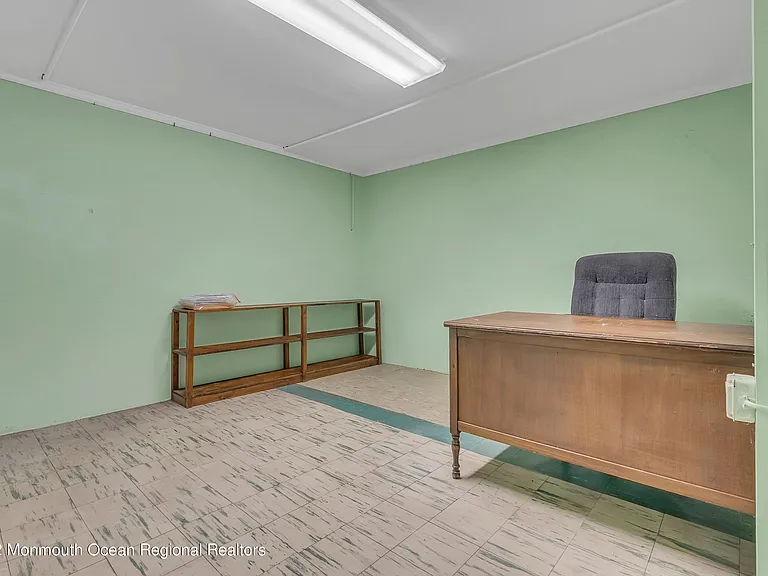 11 Elm Ave — Photo 15