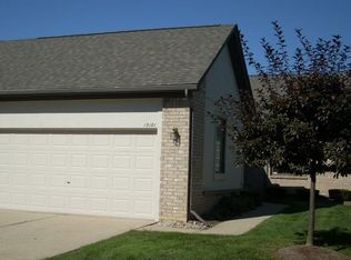13181 Highland Cir, Sterling Heights, MI 48312