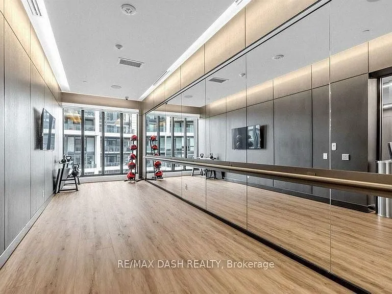 20 Soudan Ave #1208 — Photo 23