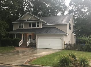 208 Deerwood Ct, Chesapeake, VA 23320