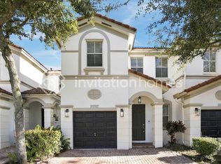 10882 NW 78th Ter, Doral, FL 33178