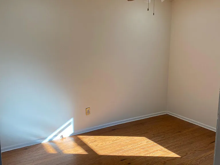 81 Woodmere Dr — Photo 17