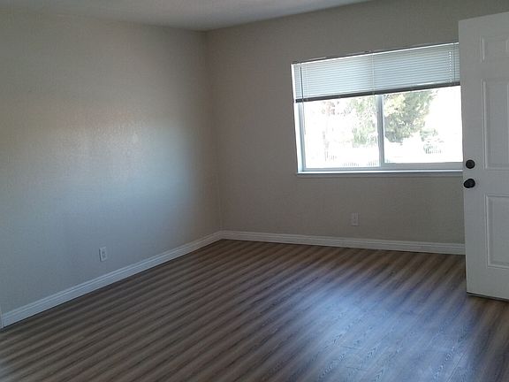 4th image of 628 E Virginia Way APT C
