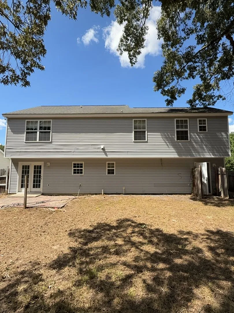 189 Hester Woods Dr — Photo 3