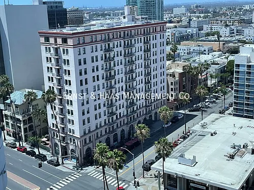 455 E Ocean Blvd Photo 1