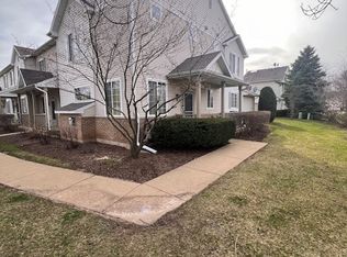 61 Coralbell Ct, Romeoville, IL 60446