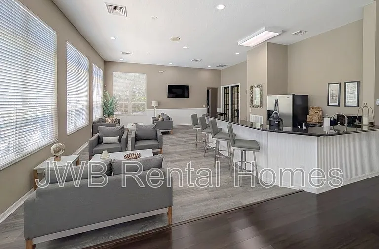 13700 Richmond Park Dr N #1002 — Photo 23