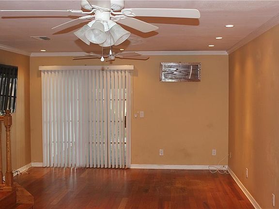 3rd image of 3387 W Wyoming Cir