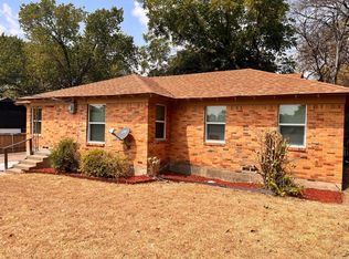 1715 Essex Ave, Dallas, TX 75203