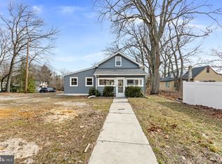 3 Hazel Ln, Pine Hill, NJ 08021