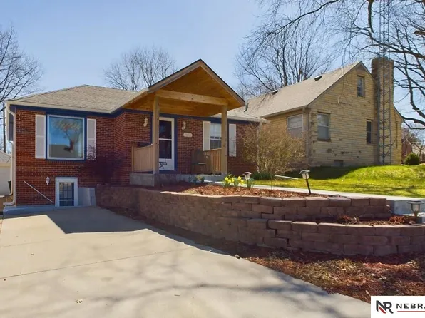 2646 S 15th St, Lincoln, NE 68502