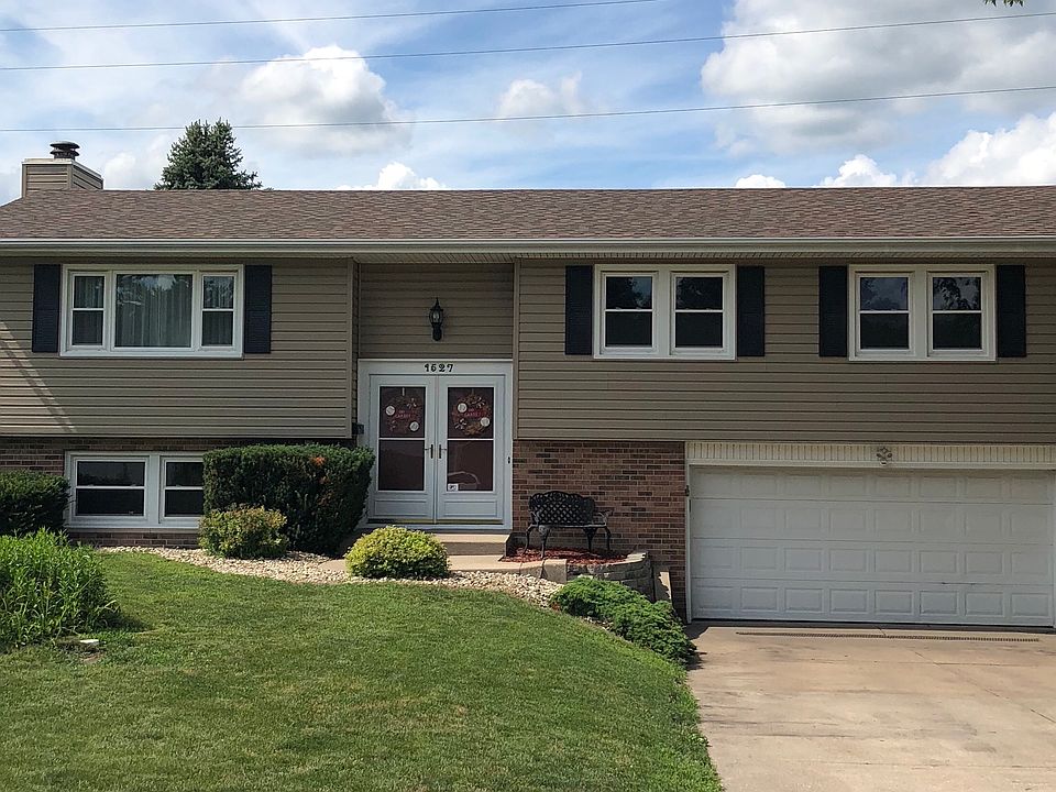 1st image of 1527 Woodbine Cir N