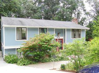 1929 Riggs Rd, South Park, PA 15129