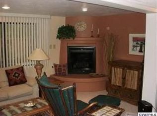 194 S Paseo Seco, Green Valley, AZ 85614