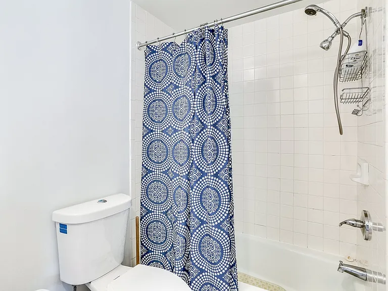1842 California St NW #13B — Photo 12