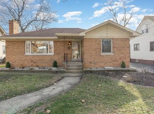 3379 S Schultz Dr, Lansing, IL