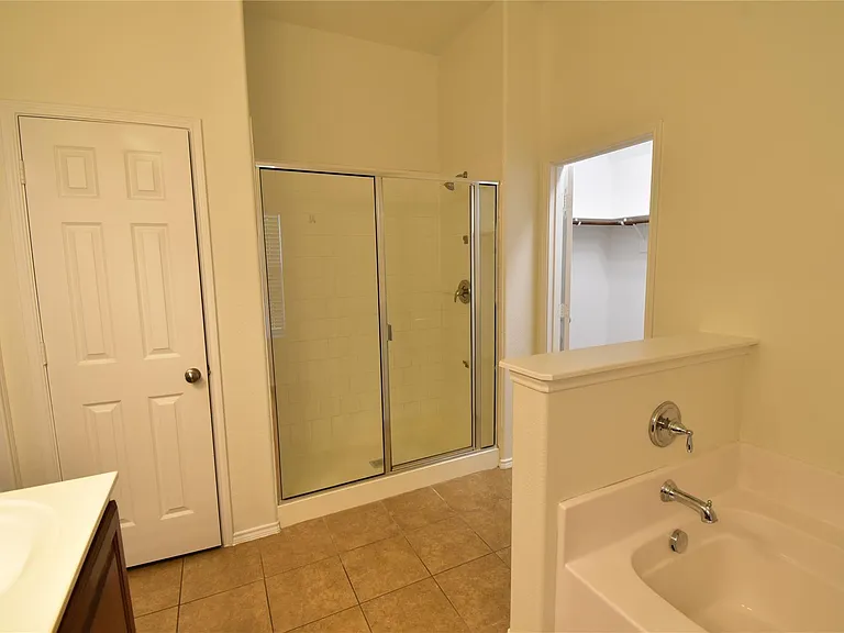 3005 Thicket Dr — Photo 14