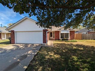 405 Crest Pl, Norman, OK 73071