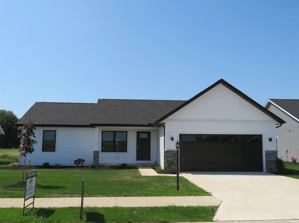 18502 Barrington Dr, New Paris, IN 46553