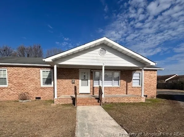 7400 Deep Branch Rd APT 5, Pembroke, NC 28372